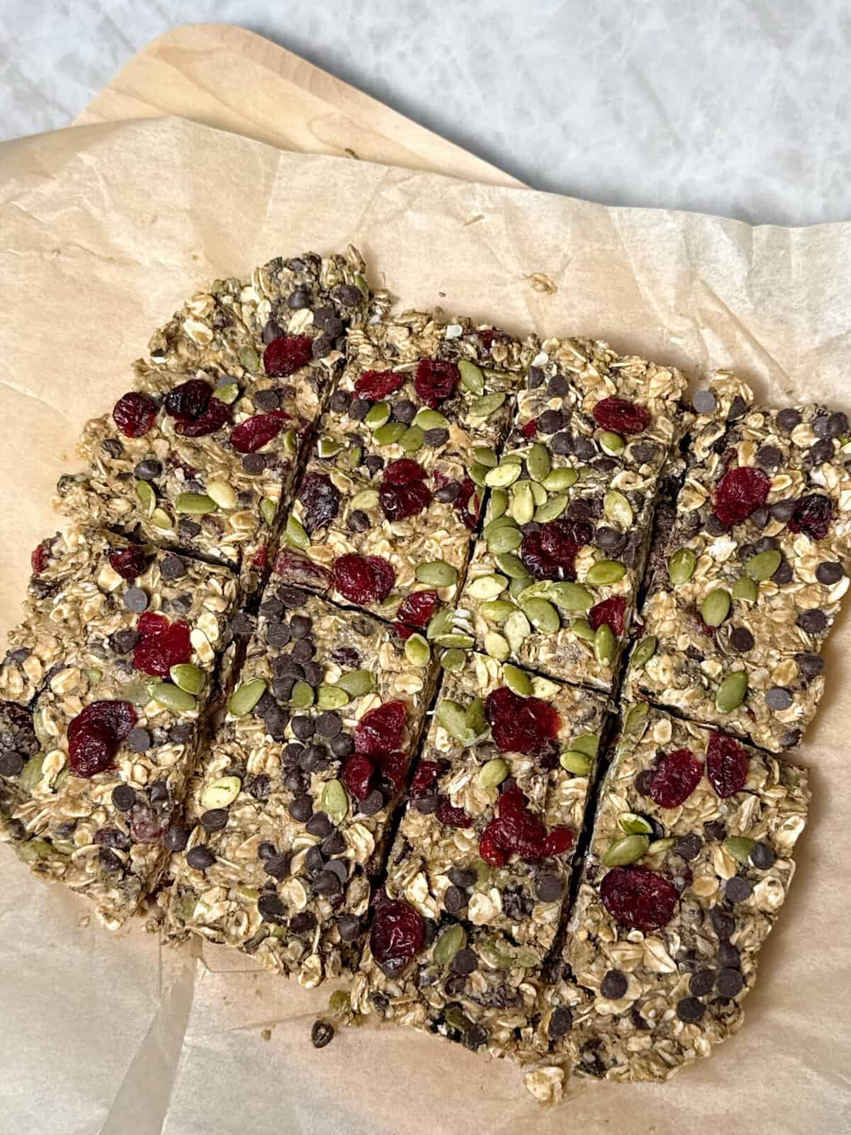 granola bars sliced 