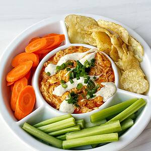 Dairy Free Buffalo Chicken Dip - Lesswithlaur