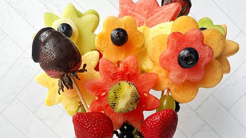 Fruit by flowers discount