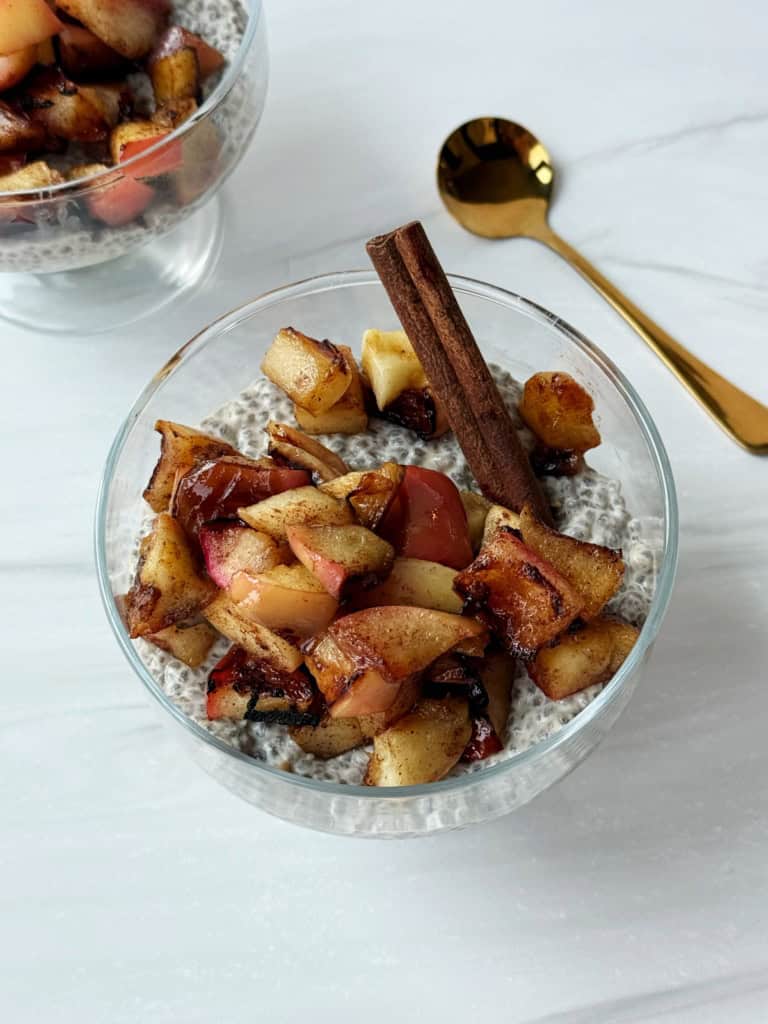 apple chia seed pudding