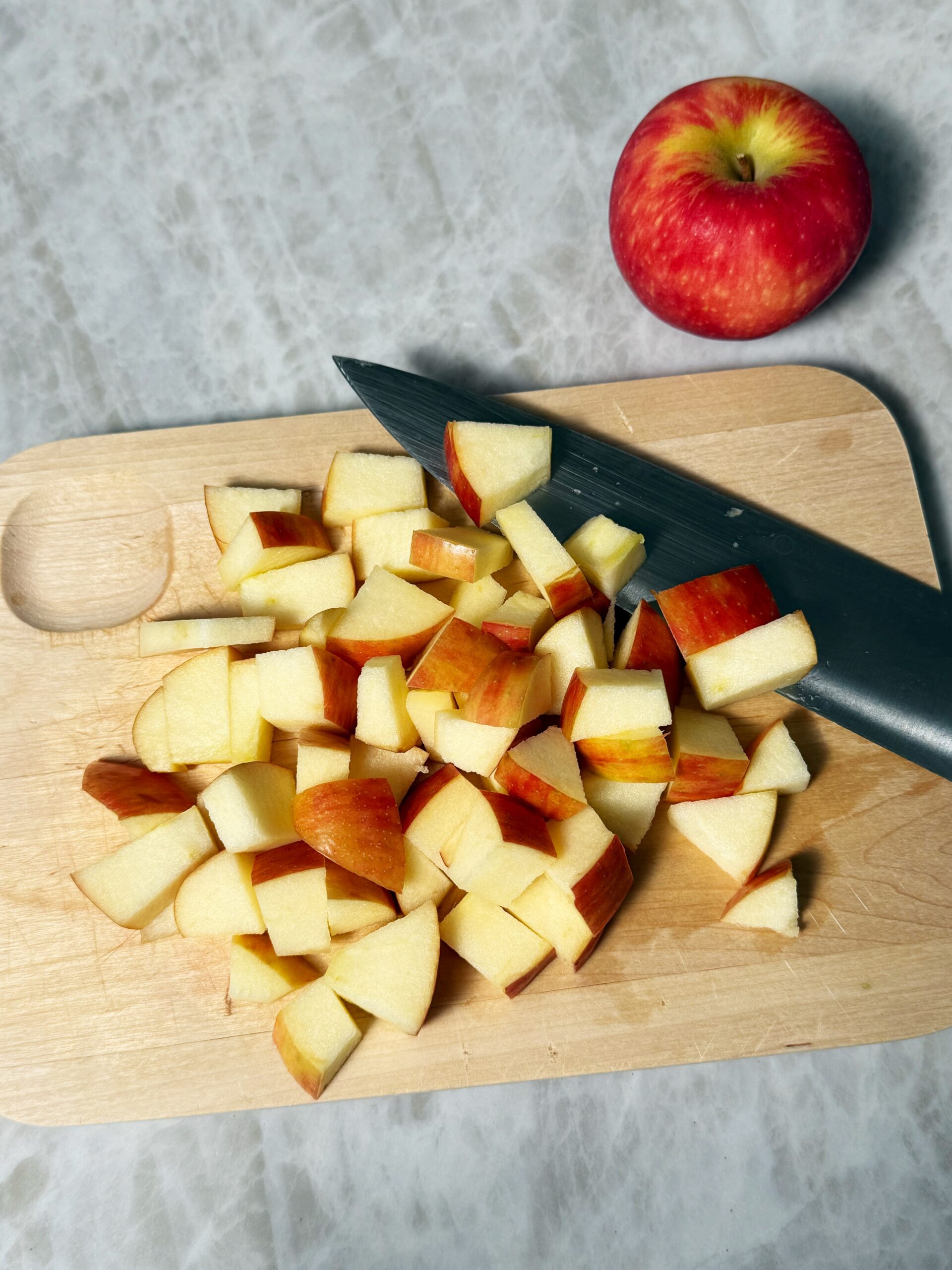apples chopped on cutting board