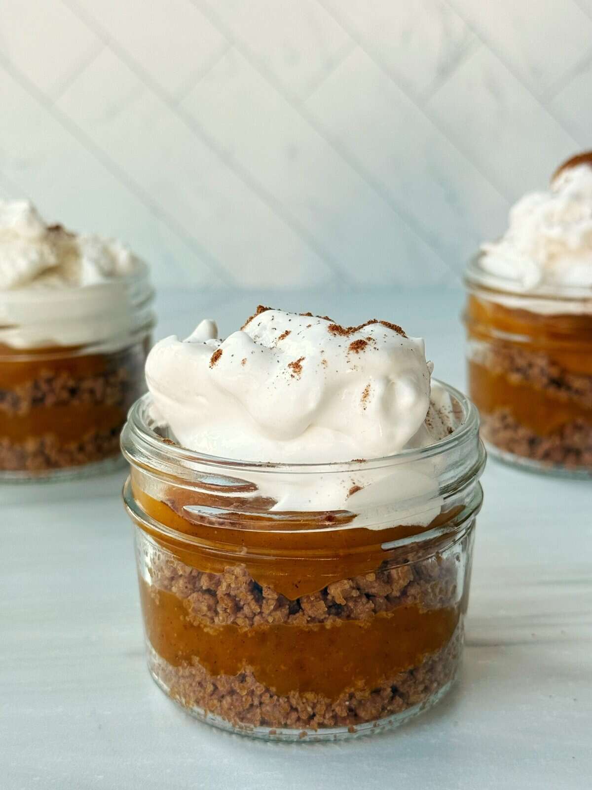 mini pumpkin pie jars